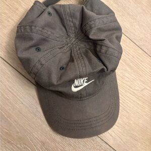 Nike toddler grey Classic Swoosh Baseball Cap